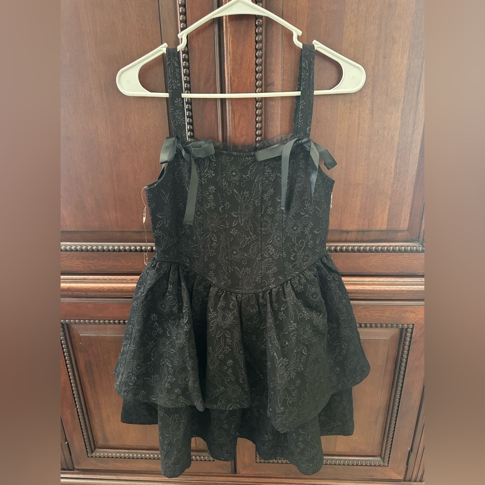 NWT Francesca’s Elegant Black Sleeveless Dress